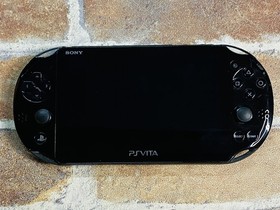 PS Vita Black PCH 2000 SONY PlayStation Japan Tested 4GB Charger No.4D DDP