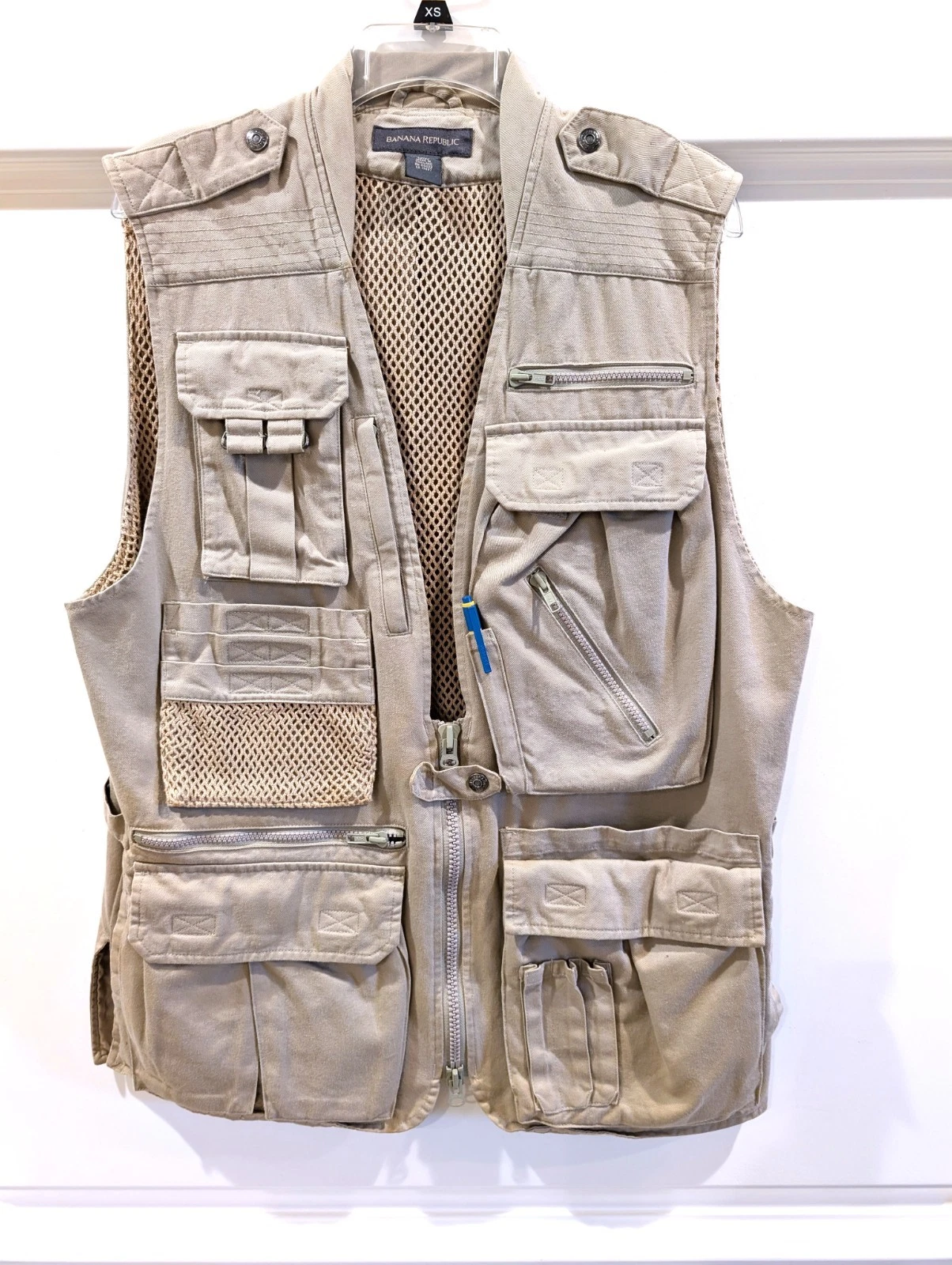Vintage Photographers Safari Khaki Vest from Banana Republic in great condition