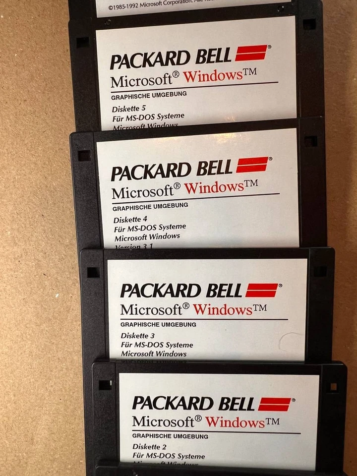 Packard Bell confezione 12 floppy disk Windows 3.1 MS-DOS 5 driver strumenti - Immagine 3 di 4