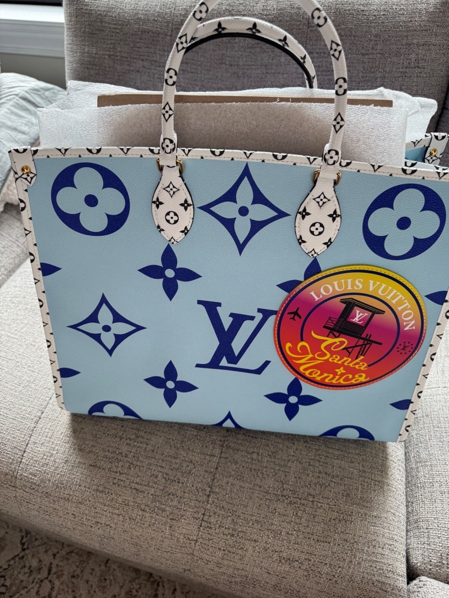 Rare Authentic Limited Edition Louis Vuitton On the Go Santa