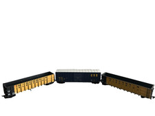 HO CSX Freight Cas Lot