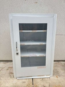 Vintage Durham Manufacturing Metal Medicine Cabinet w/ Door Handle 18x27x8