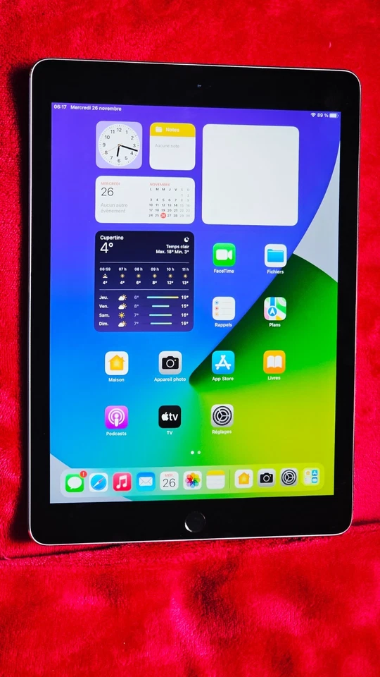 Tablette Apple iPad Air 2  64Go - Wi-Fi - gris sidéral - 9,7" - iCloud contourné - Photo 2/4