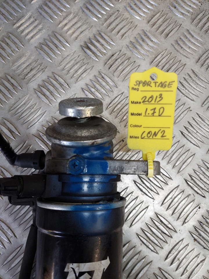 KIA SPORTAGE MK3 SL 2011-2014 1.7 CRDI FUEL FILTER HOUSING - Imagem 2 de 4