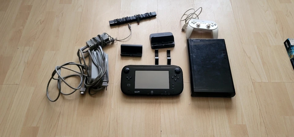 Pacote de console Wii U (com gamepad, jogos Wii/Wii U, Wii Balance Board, etc...) - Imagem 2 de 4