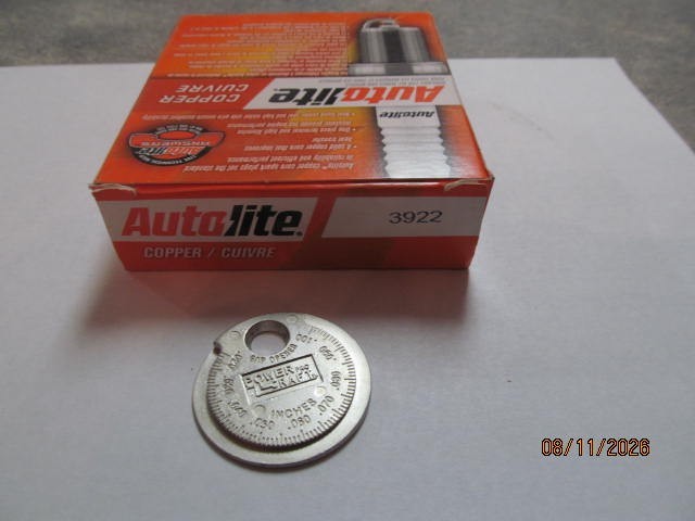 4 Autolite 3922 Copper Resistor  Spark Plugs with free gap tool  free ship