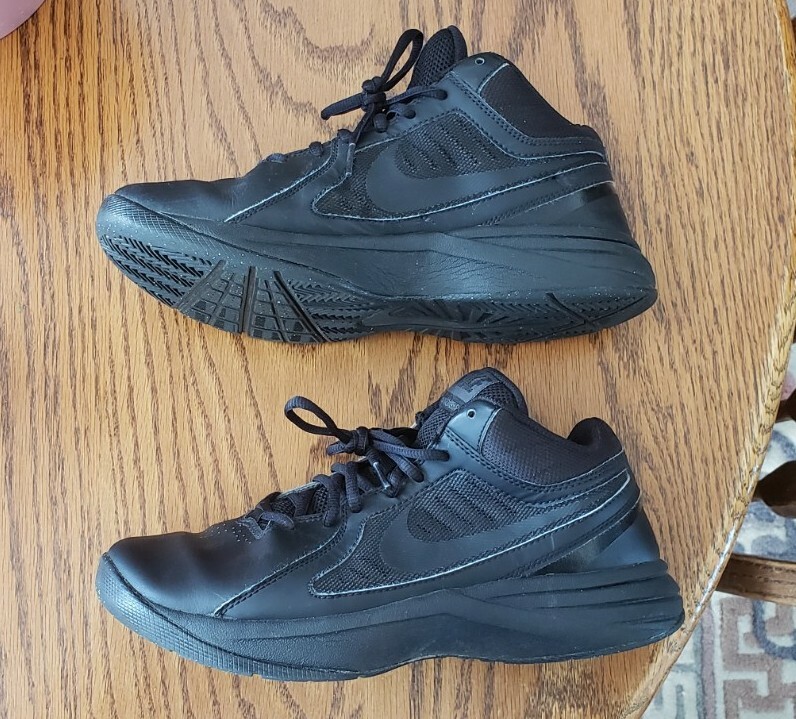 NIKE OVERPLAY VII 637382-001 BLACK SHOES SIZE US 7.5 PRE  display picture 1