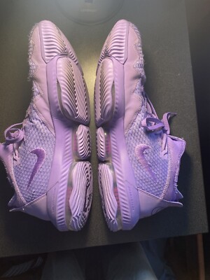 Nike LeBron 16 Low Atomic Purple Size 15 Pre-Owned