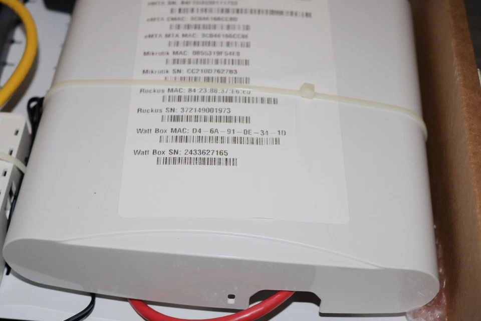 SET OF Ruckus ZoneFlex R610Wireless Access Point, WATTBOX,MICROTIK BOARD. - Image 3 of 4