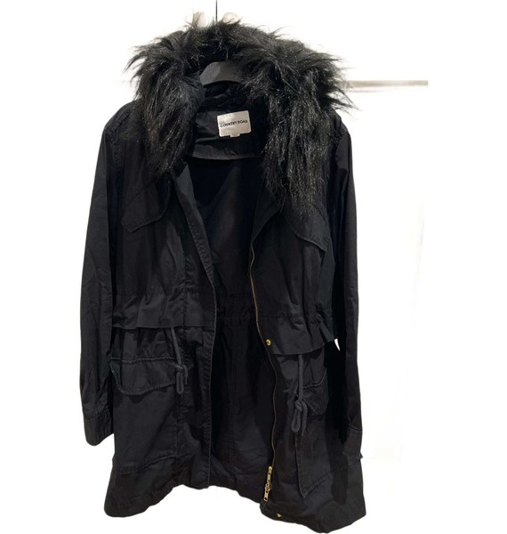 Country Road Faux Fur Jacket Size XS Good Condition #42999