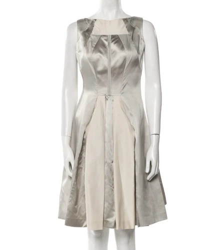 Robe Prada A line gris argenté beige en soie IT40