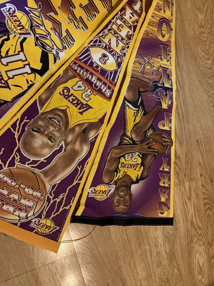 Banderas vintage de Lakers/Kobe Foto 3 de 4