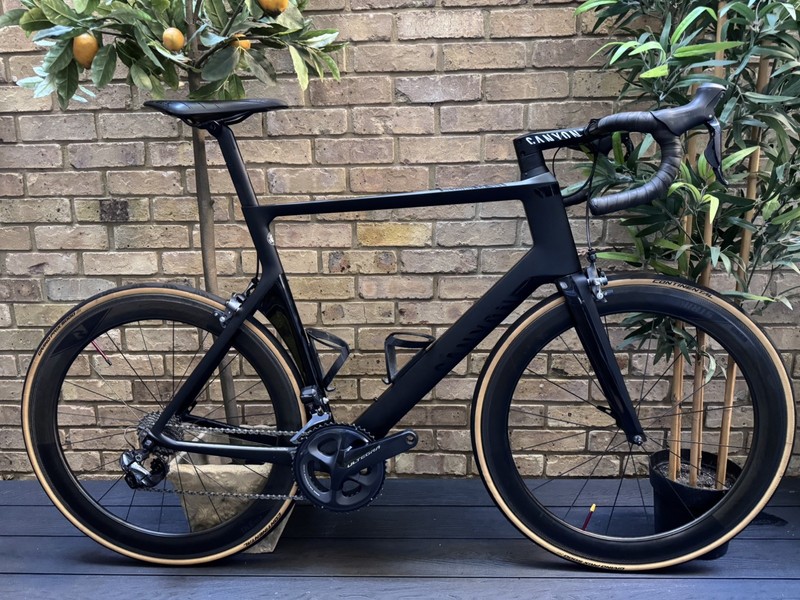 Canyon Aeroad CF SLX - 2XL - Full Carbon Shimano Di2 Reynolds Strike Wheelset
