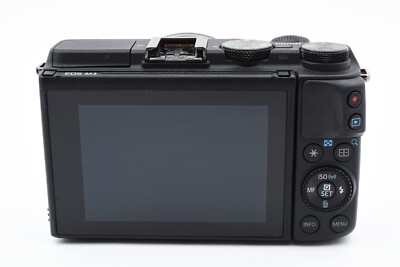 Canon EOS M3 Lens kit Black EF-M 15-45mm F/3.5-6.3 w/16GB card