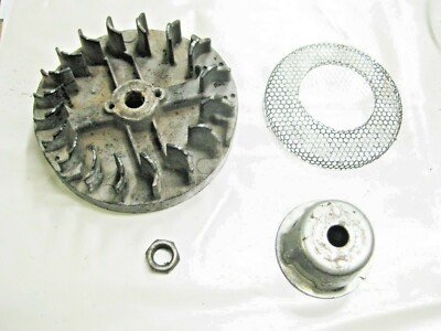 Briggs Stratton 127702-0630-01 Flywheel part 691987, 692315, 492175, 492177