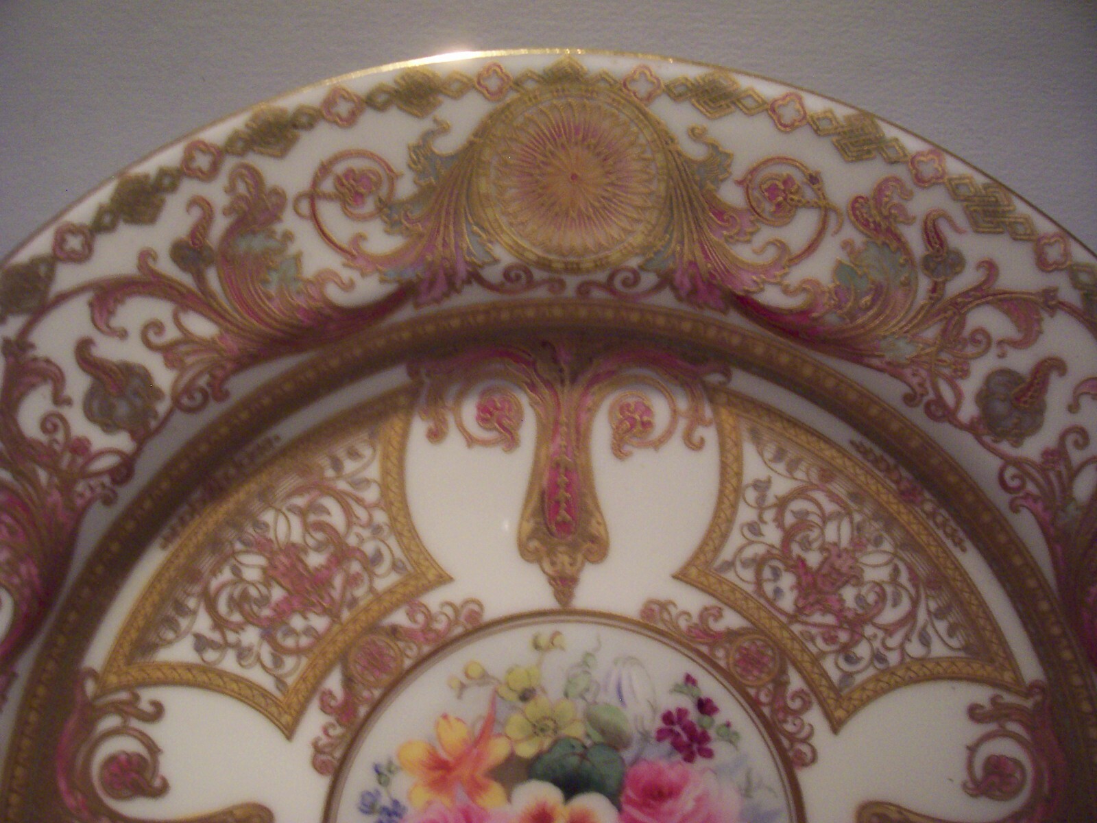 2 ROYAL WORCESTER OVINGTON GOLD ENCRUSTED HAND PAINTED SIGN PHILLIPS PLATES 10+"