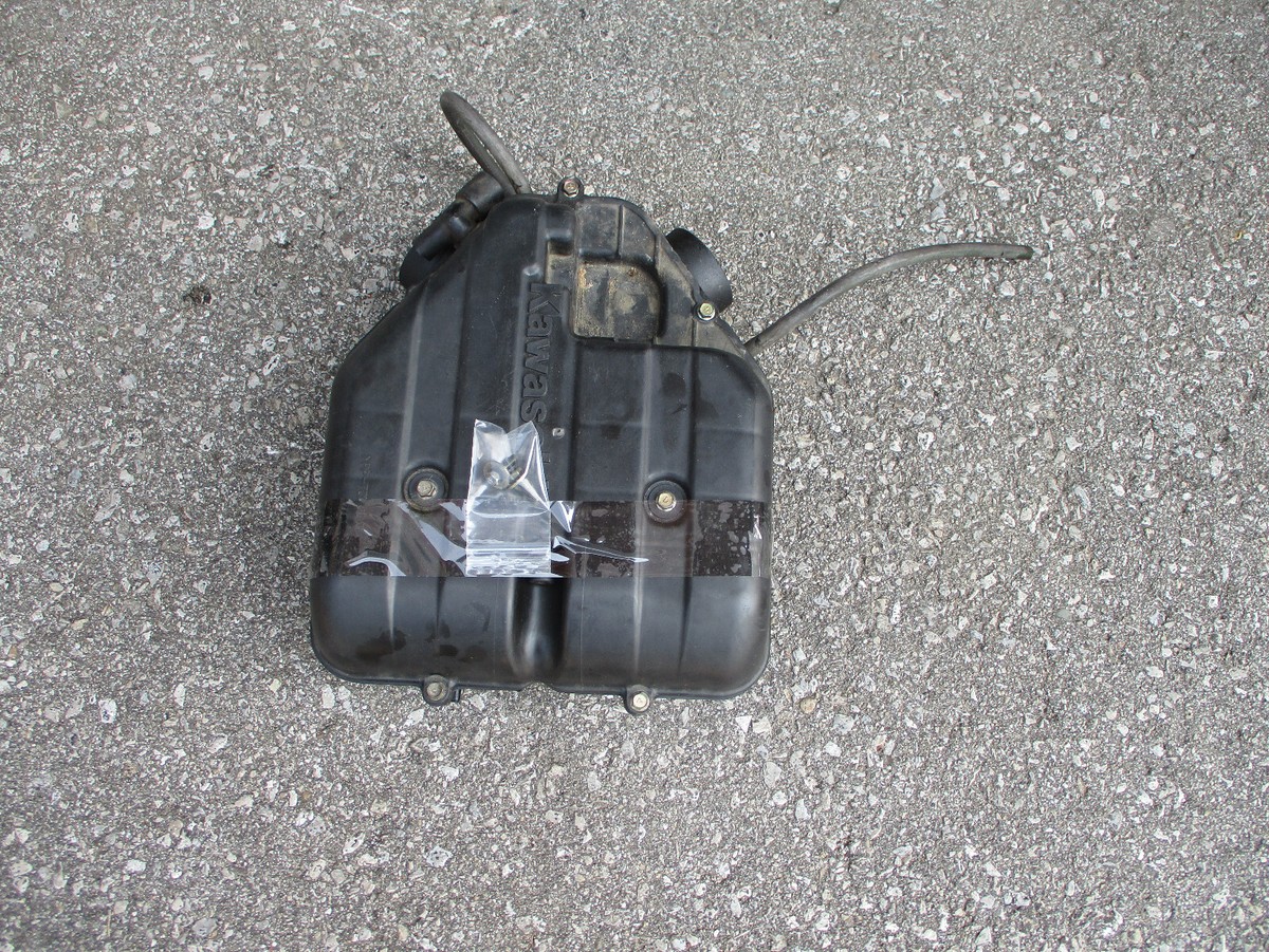parting out 1995 Kawasaki Ninja ZX-6 (ZX600-E3) OEM air box air