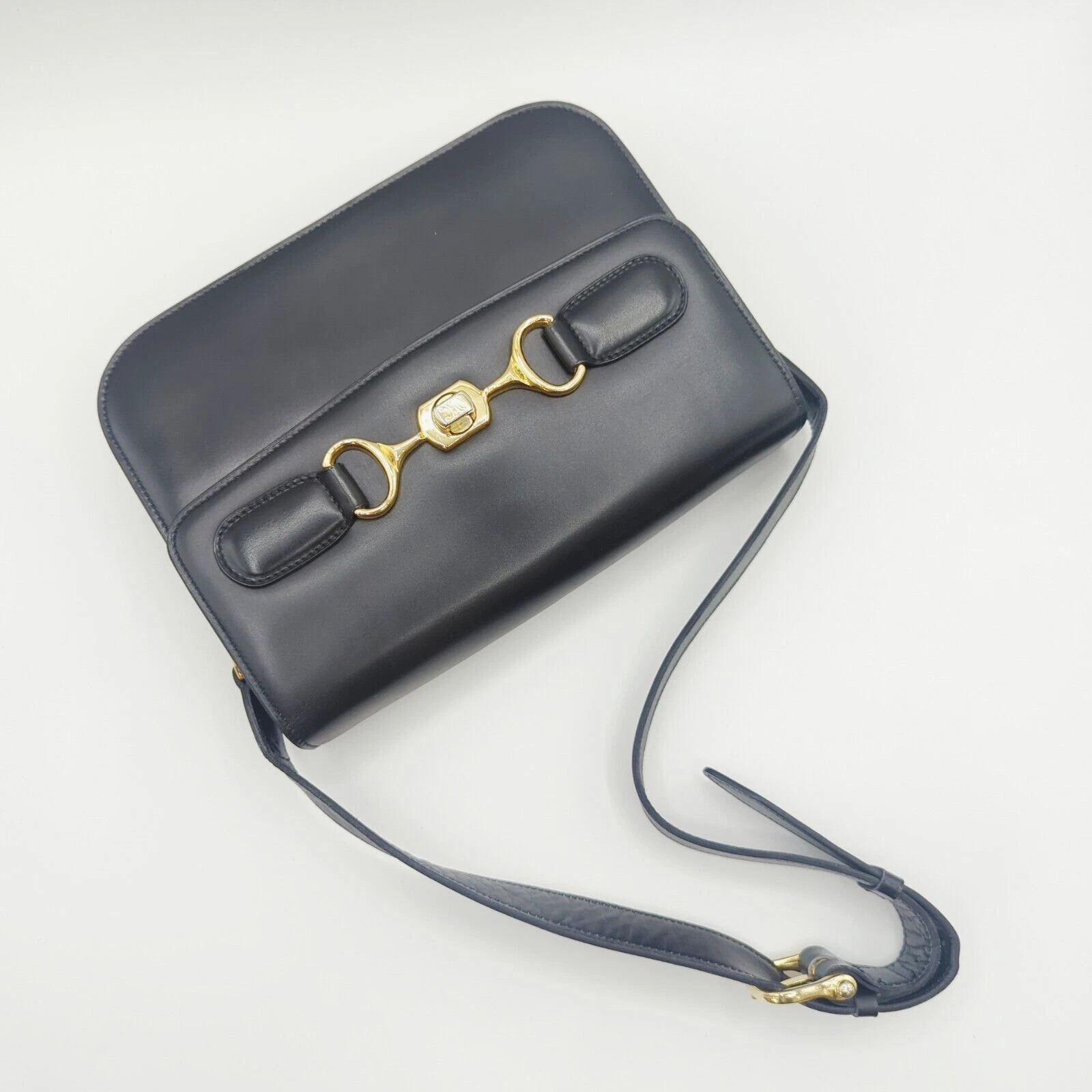 Borsa a tracolla "RARA" CELINE Triomphe punta di cavallo pelle nero oro ferramenta #255