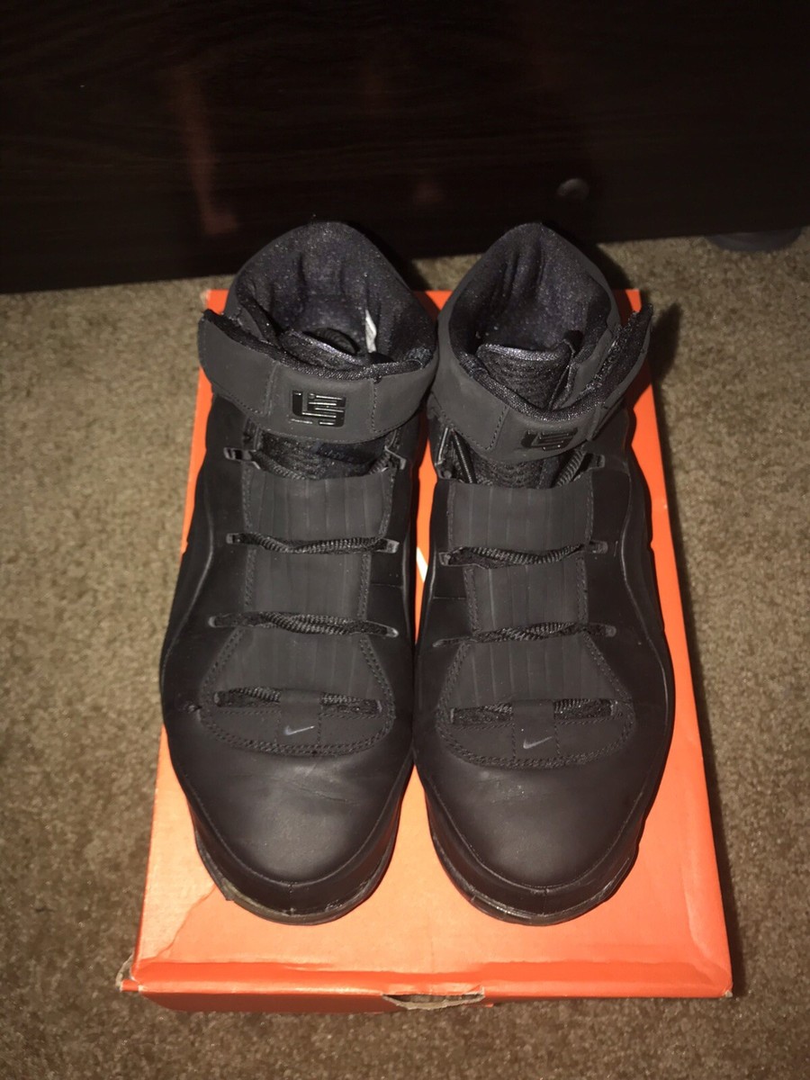 2006 Lebron 4 “East Coast Blackout” Size 7 | eBay display picture 1