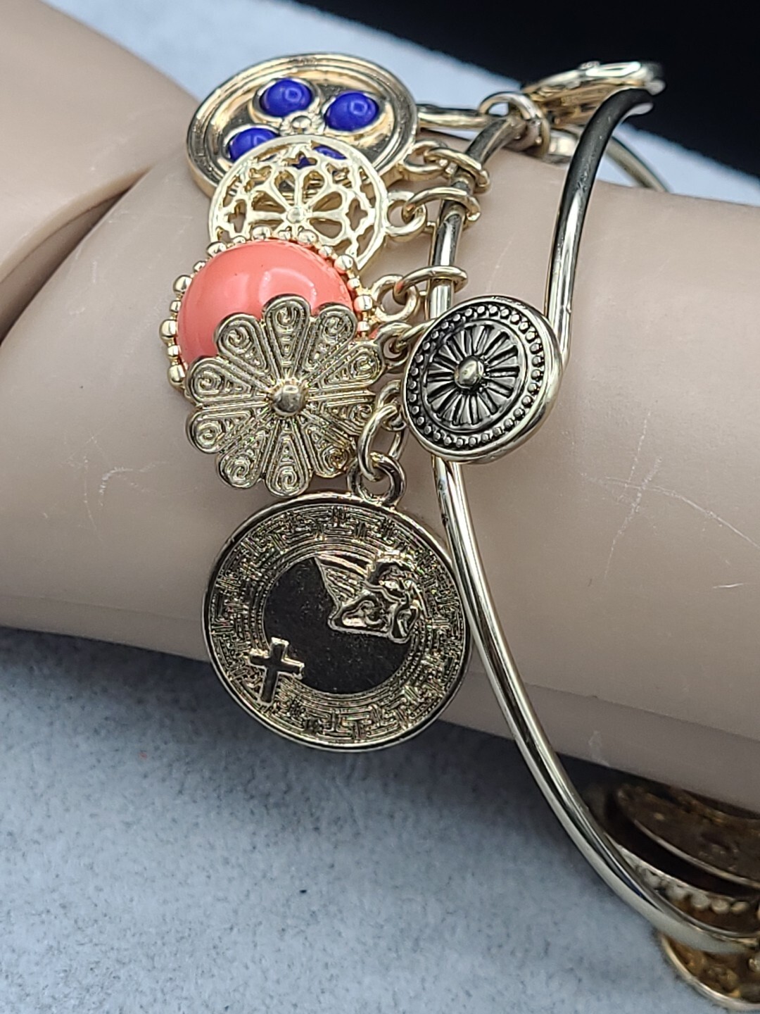 Graziano Gold Tone Bangle Charm Stackable  Bracel… - image 4