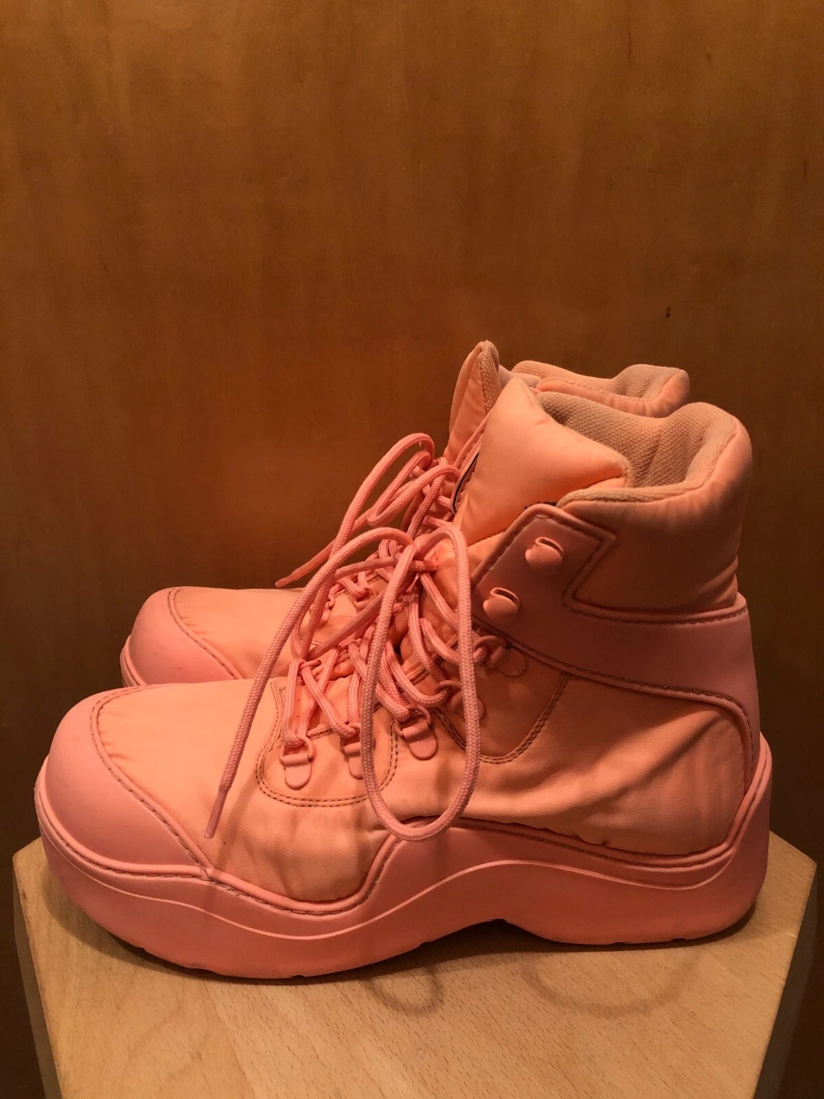 Stivaletti BOTTEGA VENETA Pozzanghera Rosa Fenicottero Stringati Gomma Spessa Plateau 39