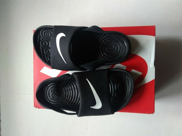 9c nike slides
