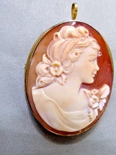 .800 SILVER VINTAGE HAND CARVED CONCH SHELL ITALIAN CAMEO WOMAN PIN OR PENDANT