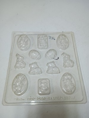 Vintage Wilton Easter Chocolate Mold Bunnies and Eggs 1902-2602 Easter Set 1