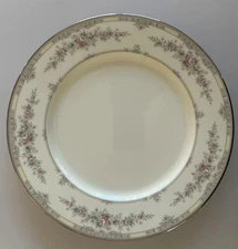 Noritake Shenandoah 9729  Dinner Plates 10 1/2-inch - EXCELLENT
