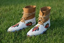 Hand Beaded Powwow Moccasins  Native American Regalia  Men  Women MC602