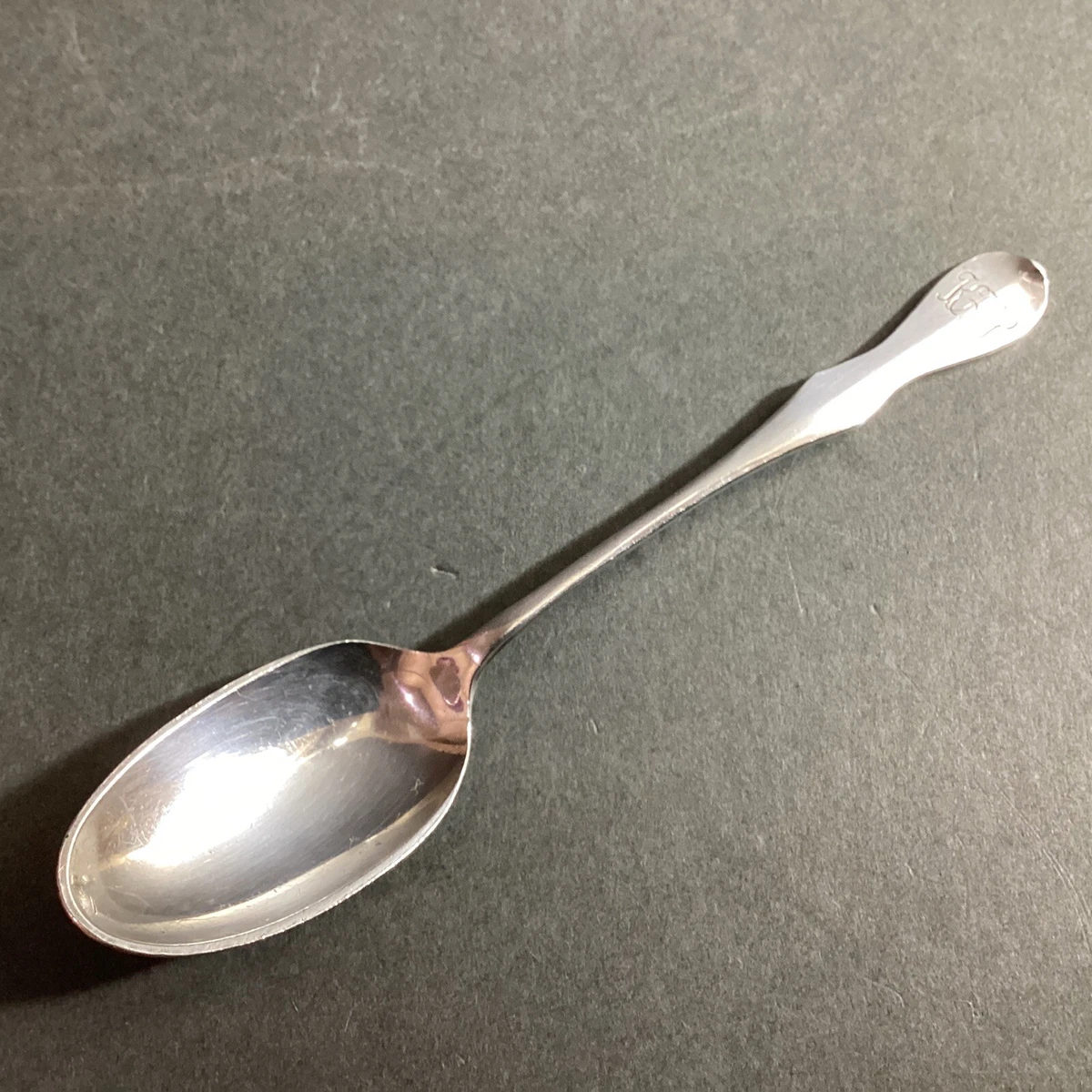 Vintage Sterling Silver Stieff Williamsburg Corseted Handle Teaspoon 12.8g