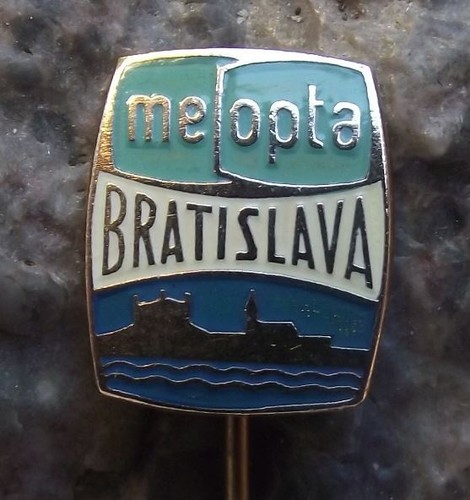 Vintage Meopta Bratislava Burg Skyline Kamera Objektiv Viewmaster feste Pin Abzeichen - Bild 6 von 7