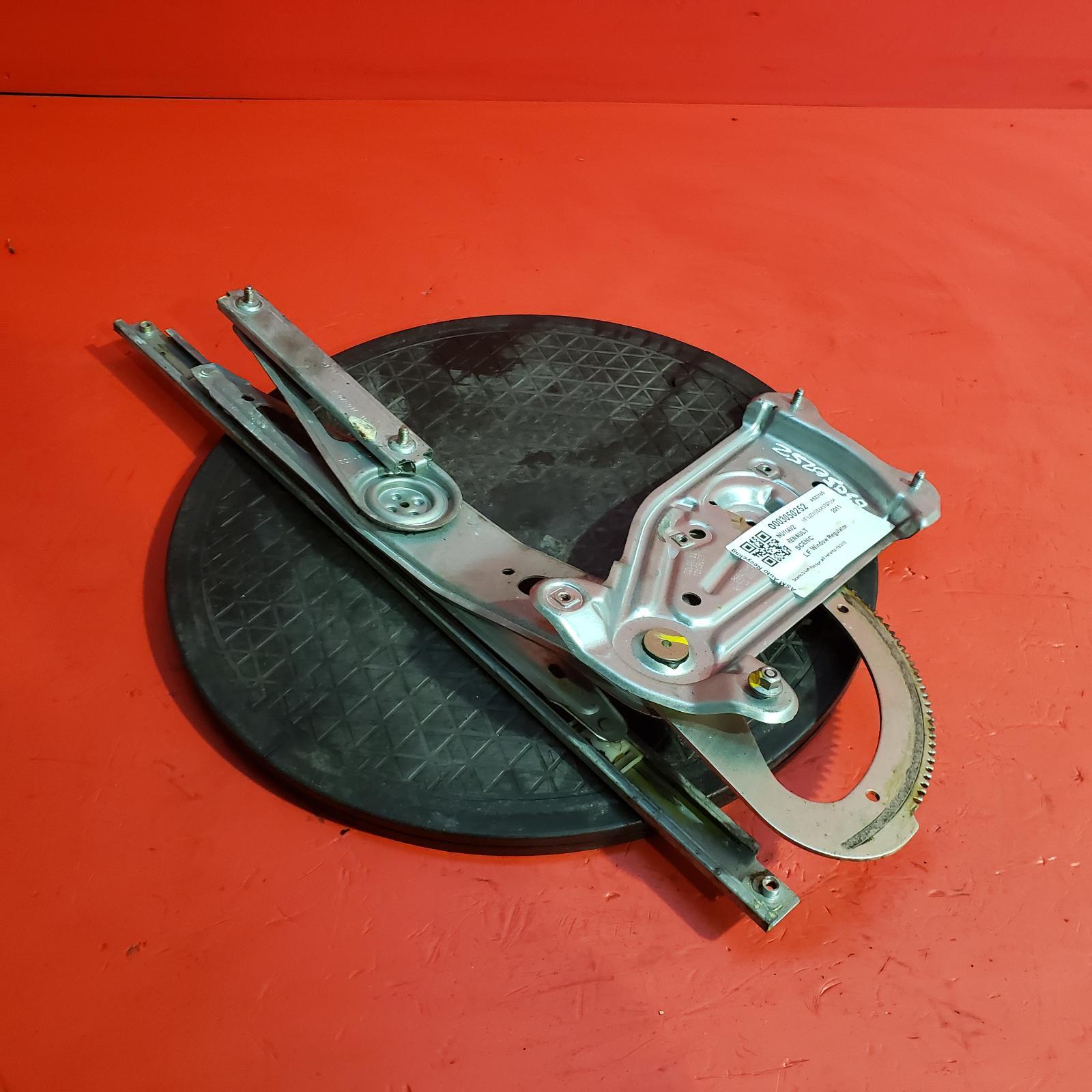 807212569R Front Power Window LH Renault Scenic III Expression 