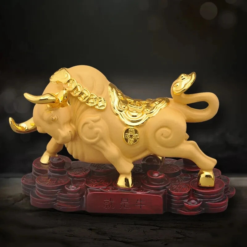 European Style Gold Animal Bull Statue Resin Art Sculpture Zhaocai