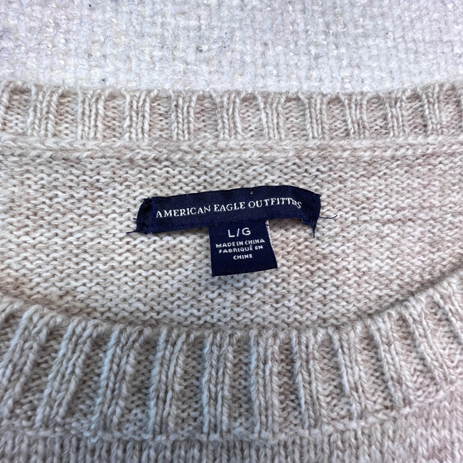 American Eagle Aztec Geometric Pattern Crew Neck … - image 15