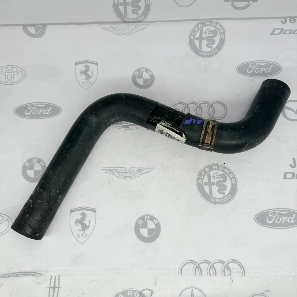 Manguera de refrigerante moldeada radiador superior Toyota Camry Sienna 1987-1991 21508 Foto 3 de 4