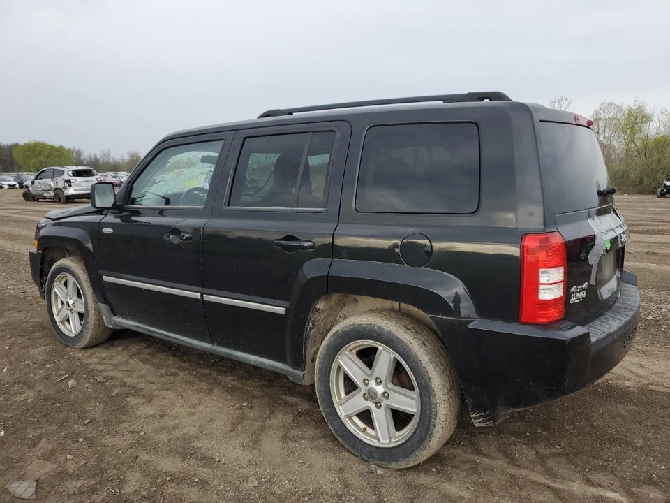 Used Power Steering Pump fits: 2010 Jeep Patriot  Grade A - Image 2 of 4