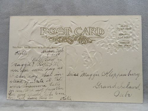 Alte Postkarte große glitzernde Buchstaben Maggie mit Rosenblumen datiert 1909 - Bild 2 von 2