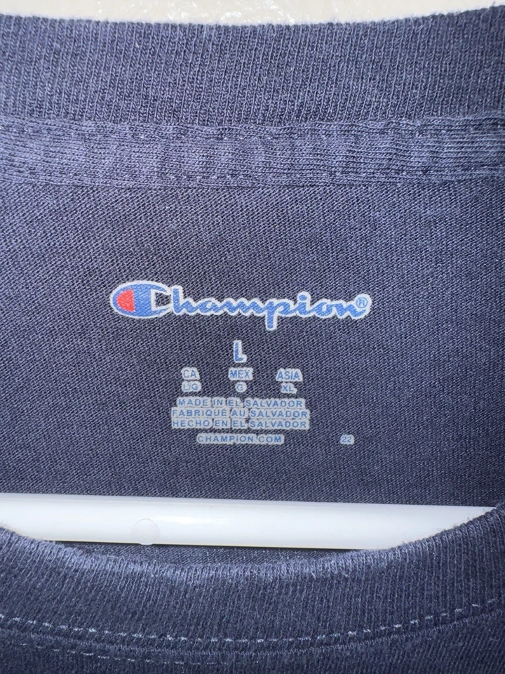 Champion Long Sleeve Shirt UConn Huskies Final 4 Size XL - Image 3 of 4