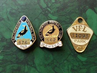 Collingwood Magpies Membership Badges/ Medellions 1969 to 1971 High Grade