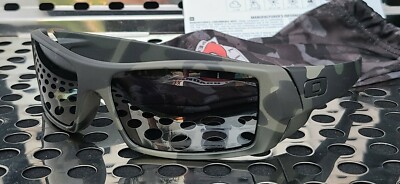 oakley black multicam