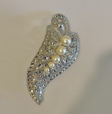 Vintage Leaf Brooch, 5 Faux Pearls Pat#2246388  Tests +Moissanite