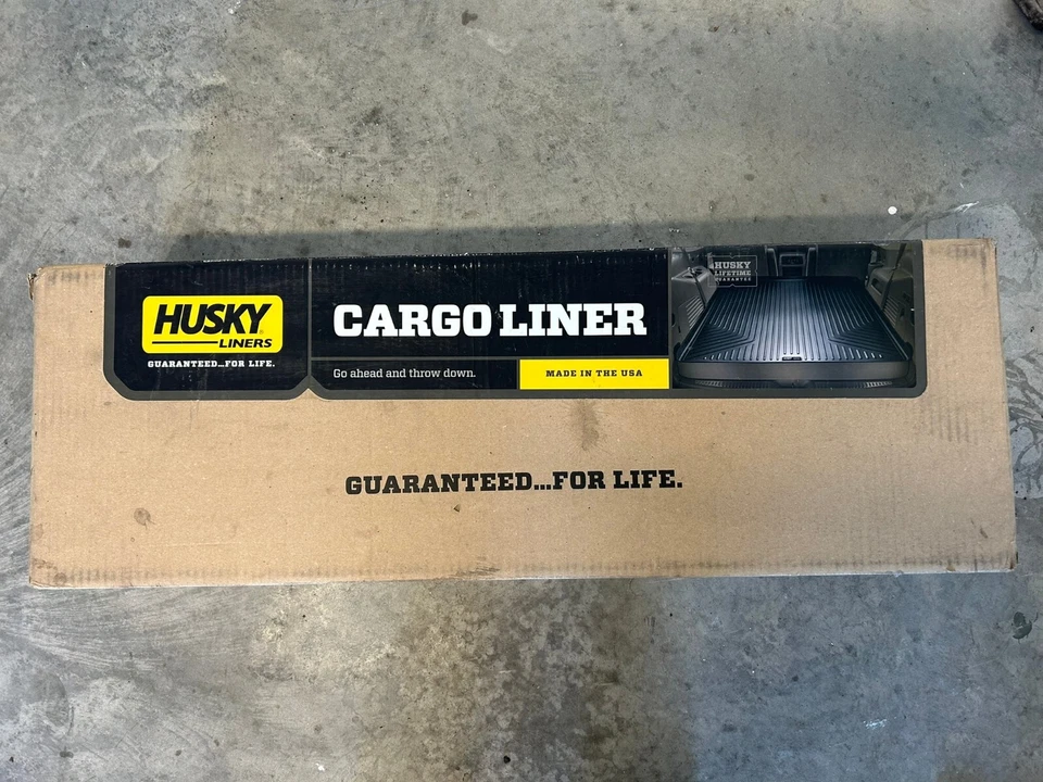 Forro de carga Husky Liners clásico de alta resistencia negro para Jeep Wrangler 87-02 trasero Foto 2 de 4