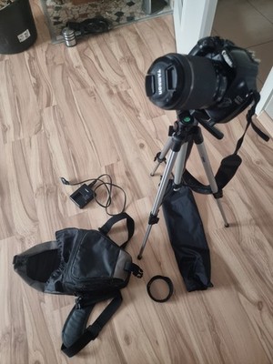 Canon 1100d Kamera plus Zubehörpakete. Tasche,Stativ,Tamronobjektiv,Blende,Laden