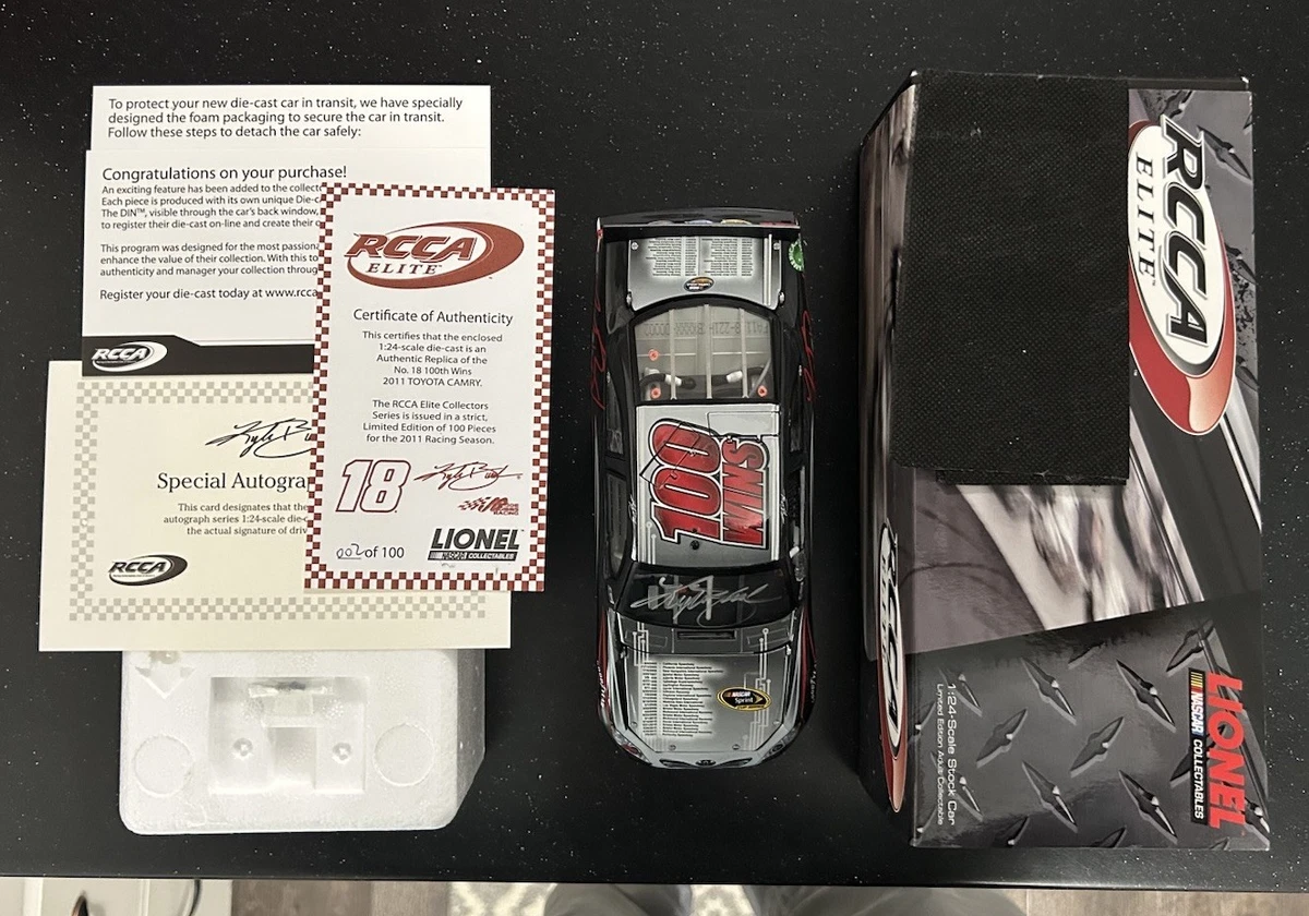 Preços baixos em Kyle Busch NASCAR Diecast Carros de Corrida 2011