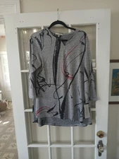 Jess Jane Top Shirt Womens Medium Grey Tunic Art Abstract NWT