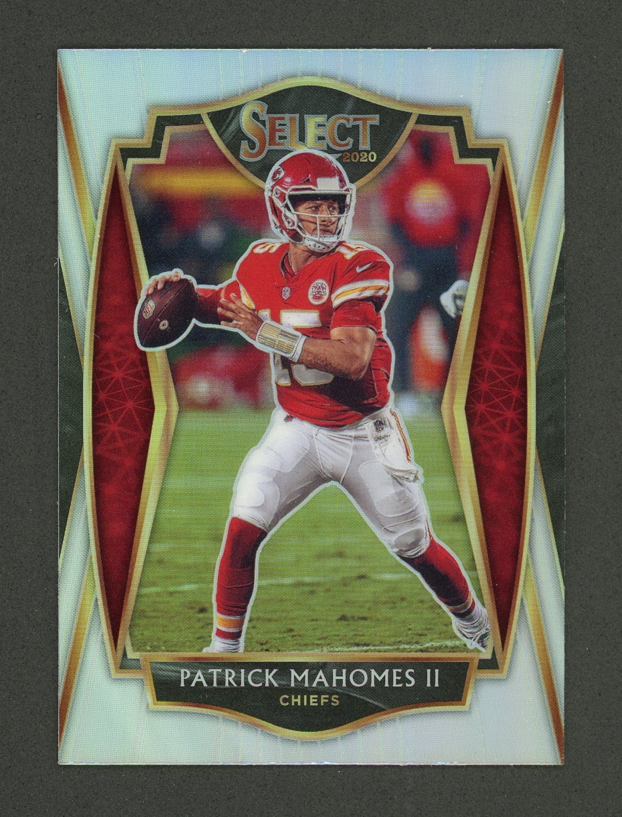 2020 Select Patrick Mahomes Premier Level Silver Prizm #130 - Kansas City Chiefs