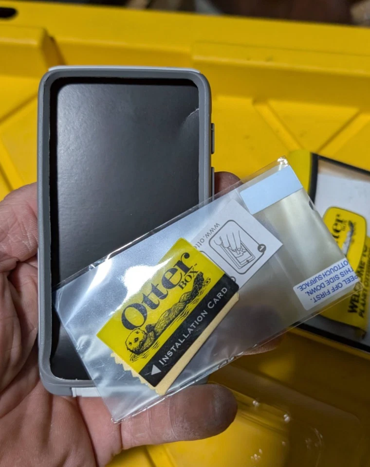 Original Otterbox Commuter Series Case for Motorola Droid Mini - Free Ship - @ - Image 4 of 4