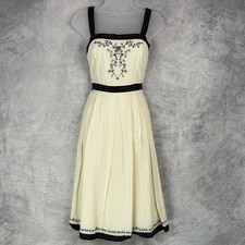 Vtg Y2k Butter Yellow Embroidered eyelet Babydoll top Dress Sz 4 Cottagecore