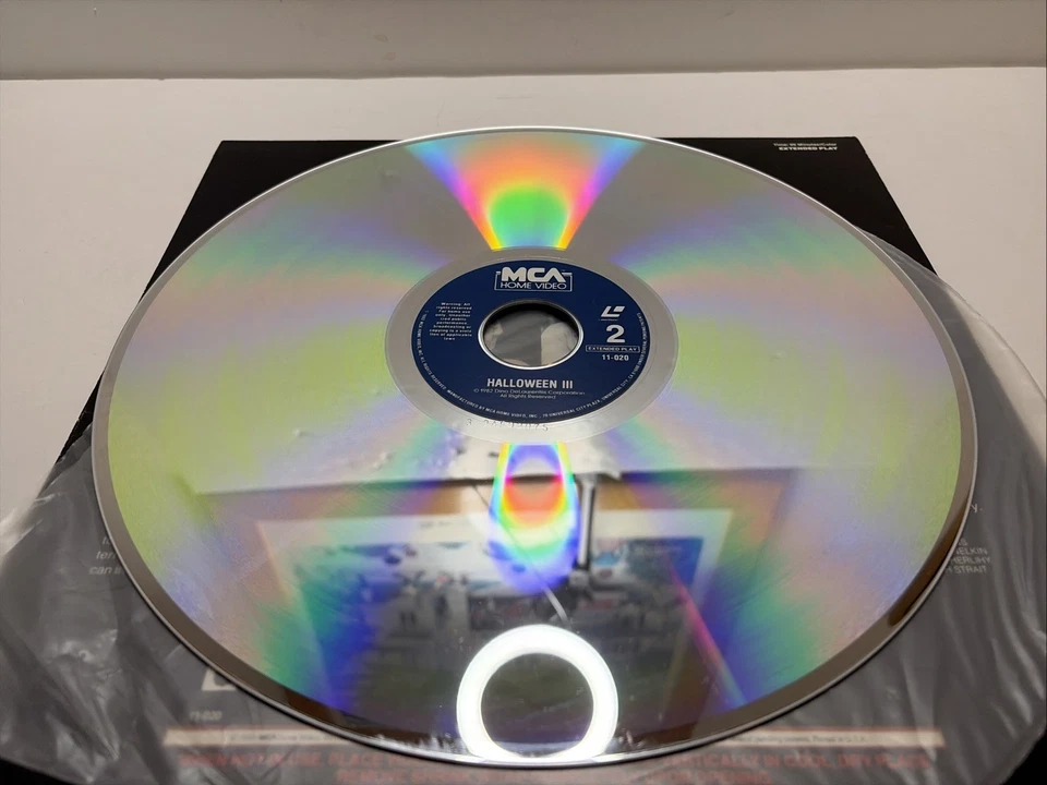 LASERDISC HALLOWEEN III SEASON OF THE WITCH - 1983 MCA Home Video Foto 4 de 4